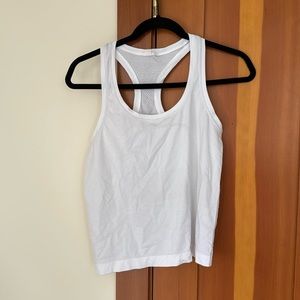 LULULEMON Swiftly Tech Tank *Race Length* Size 6
